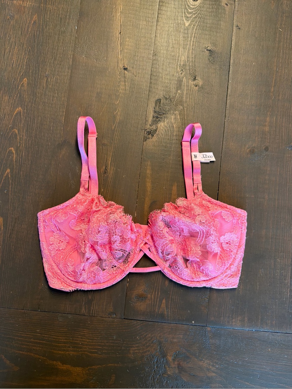 Victoria’s Secret Dream Angels Unlined Push Up Without Padding 32DDD Bra NWT